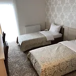 Sej Sandzak 酒店 2*