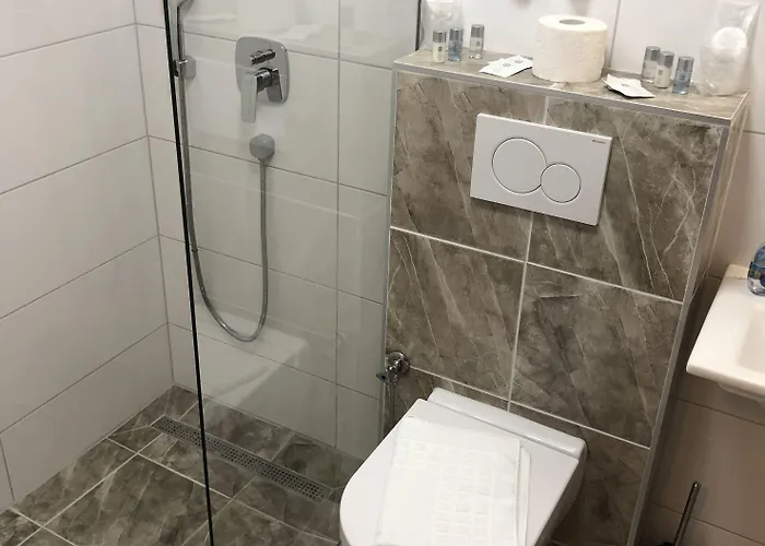 Sej Sandzak 2* Bischofsheim